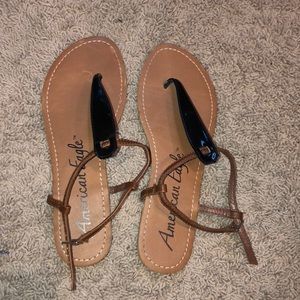 American Eagle thong sandals